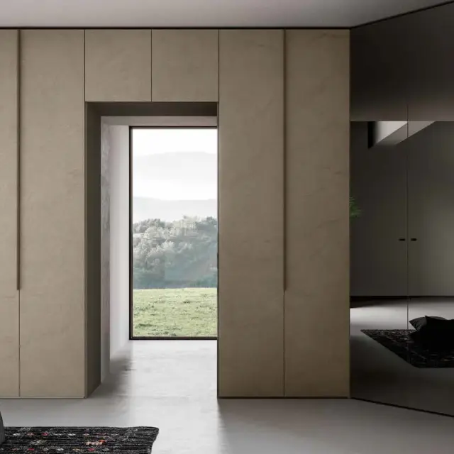 Alternative view of Armadio Beta RQM030