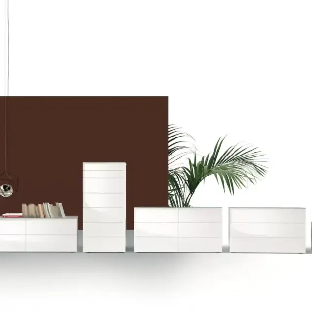 Alternative view of Madia Enea