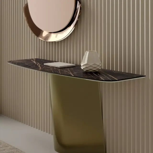 Alternative view of Consolle Kimono